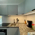 Bel Appartement Au Coeur De La Presqu\'Ile De Giens, Avec Parking